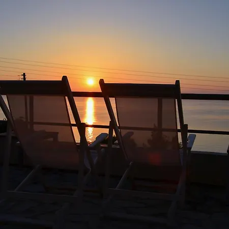 Canvas By Mitsis Belvedere