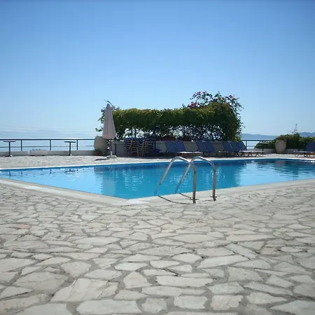 Canvas By Mitsis Belvedere 4*